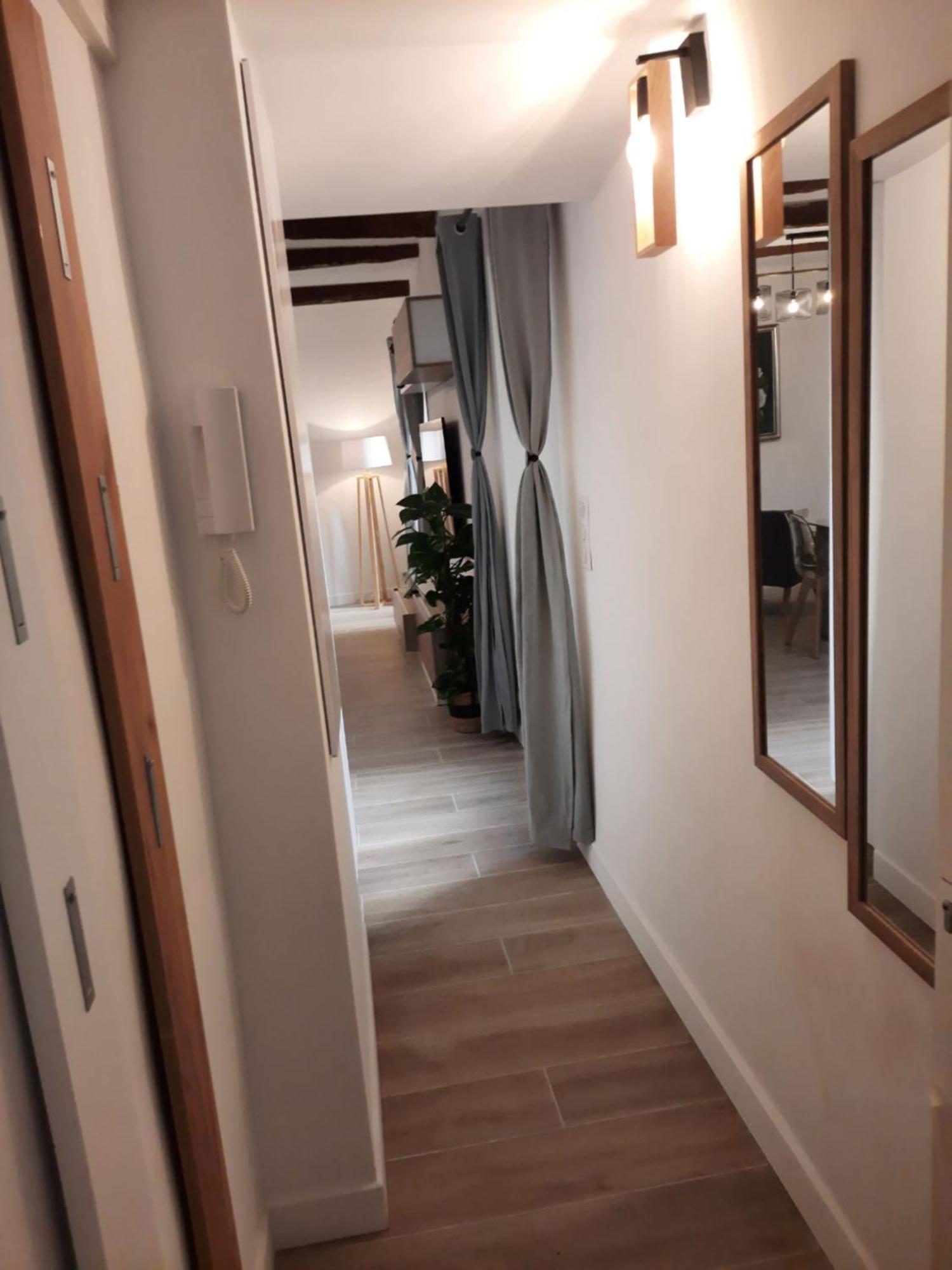 Beautiful Old Town Flat, Near The Beach Nice Luaran gambar