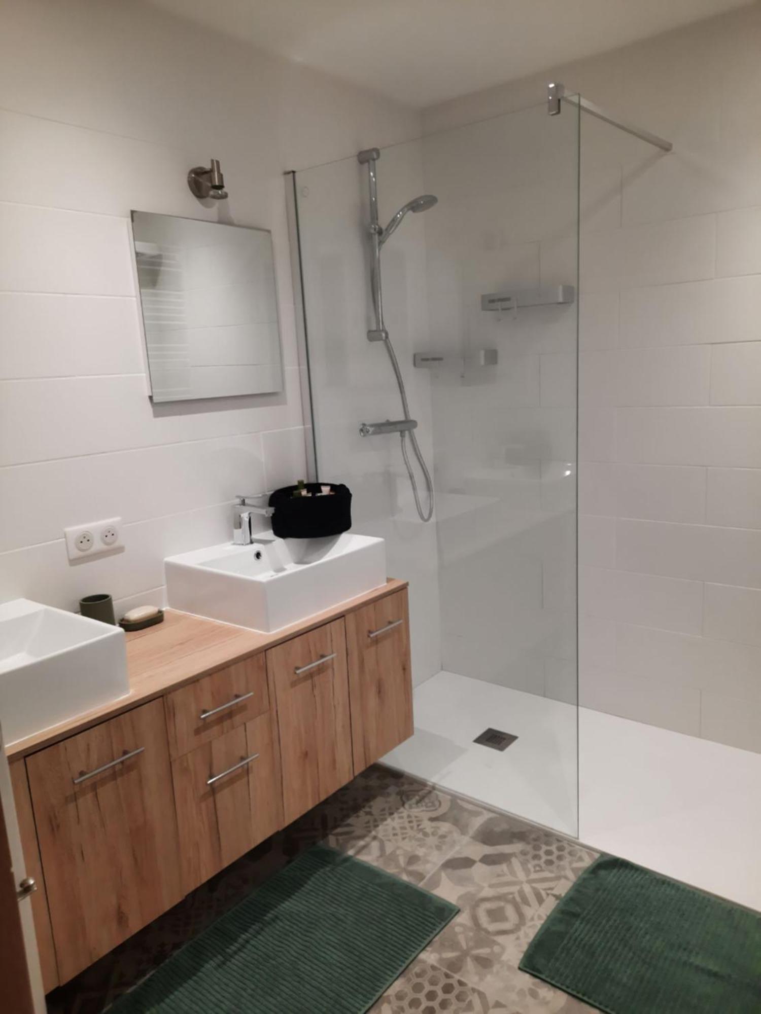 Beautiful Old Town Flat, Near The Beach Nice Luaran gambar