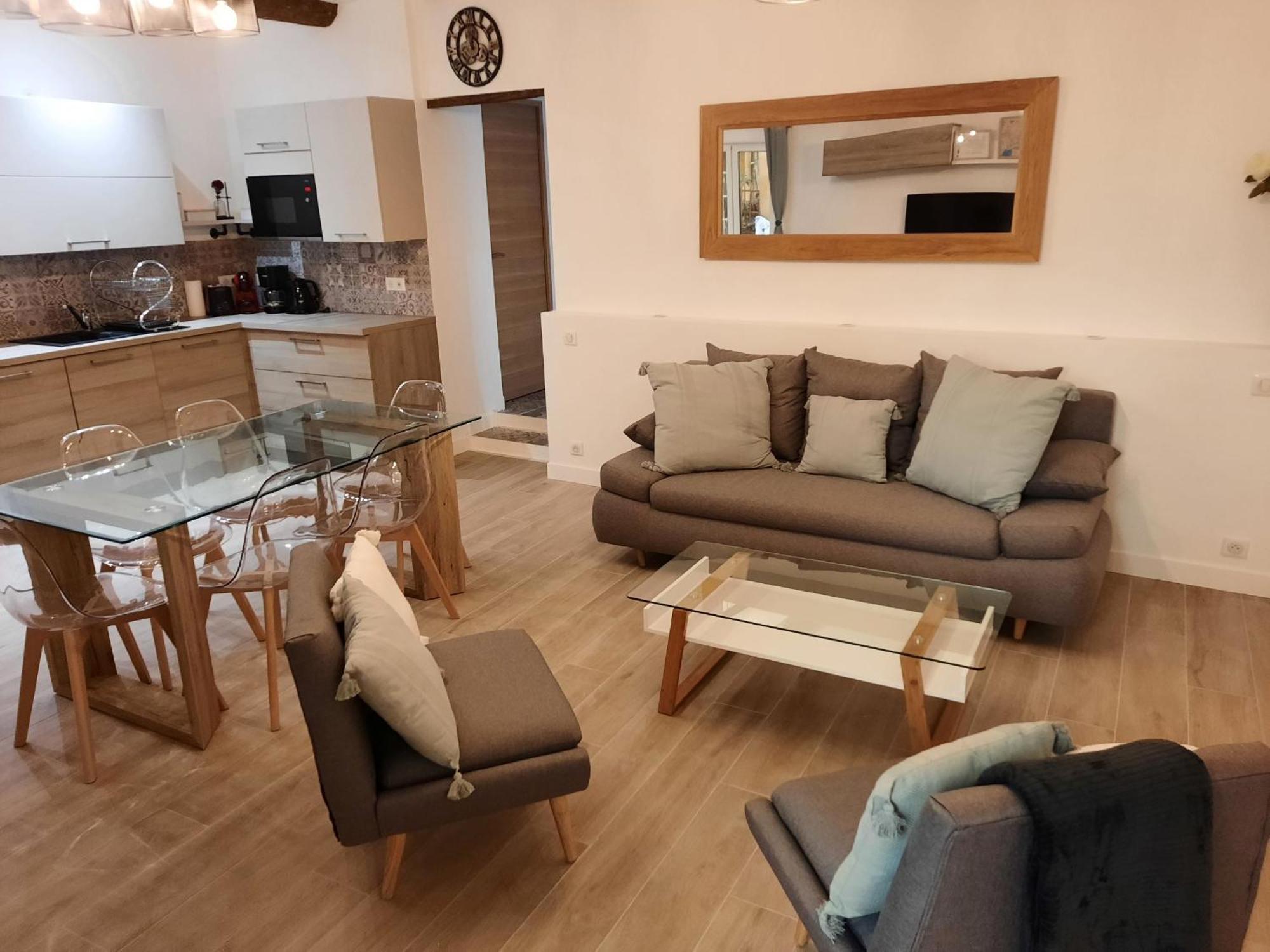Beautiful Old Town Flat, Near The Beach Nice Luaran gambar